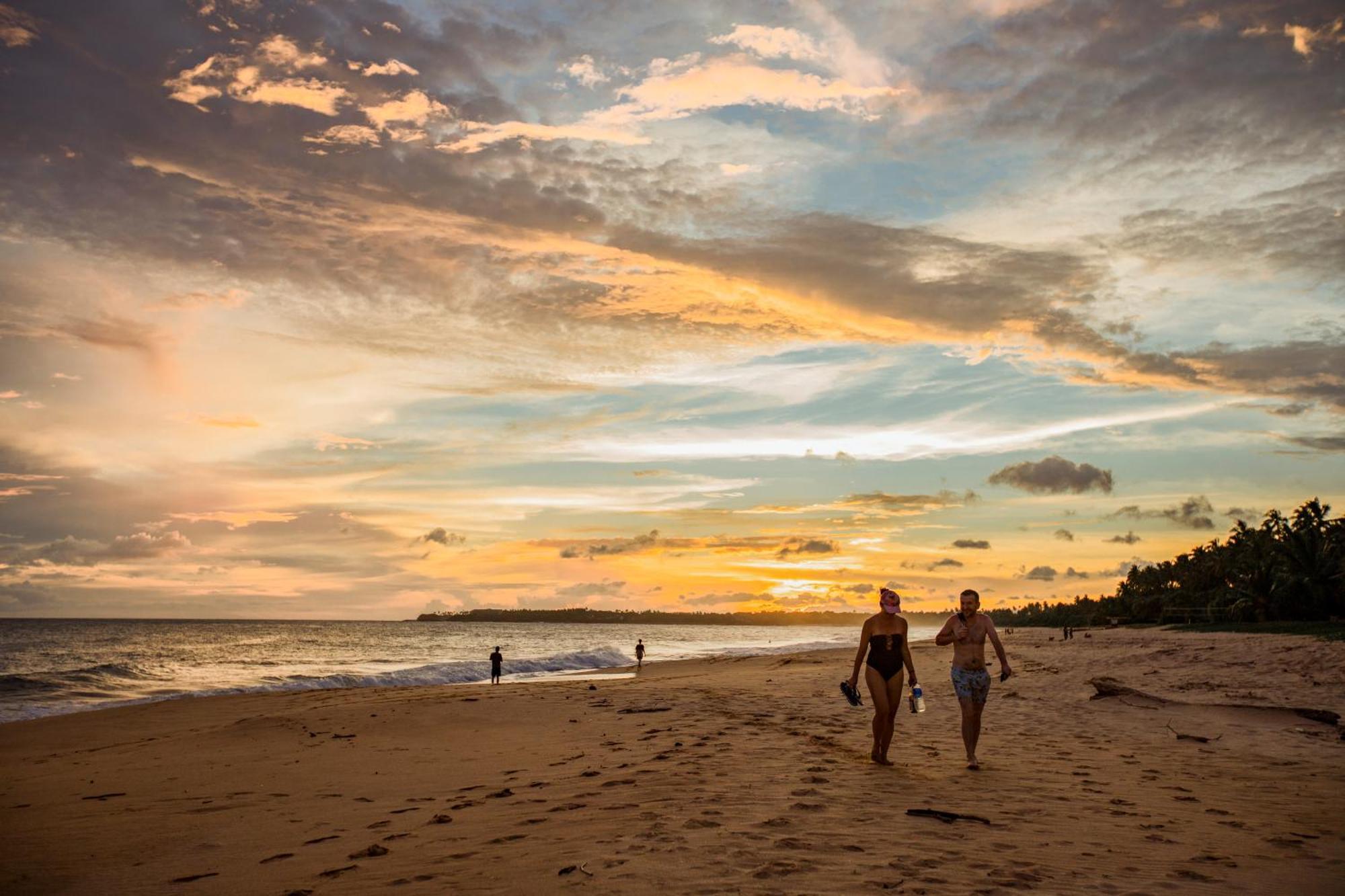 Helios Beach Resort Tangalle Exterior foto